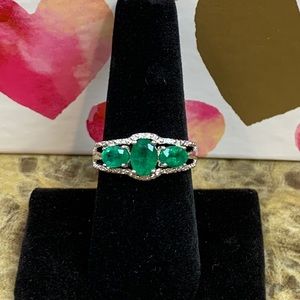 💚AAA Emerald/Diamond Trilogy Ring💚